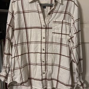 Universal Thread White and Brown Plaid Button Down Shirt
